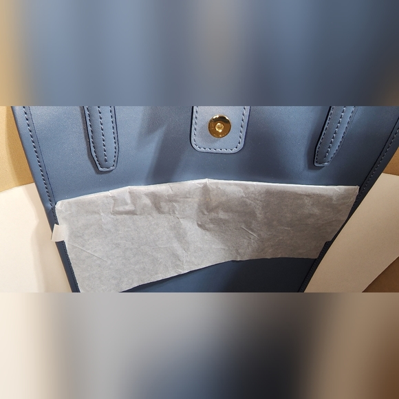 Tory Burch Geo Logo Tote Bag - Picture 8 of 10